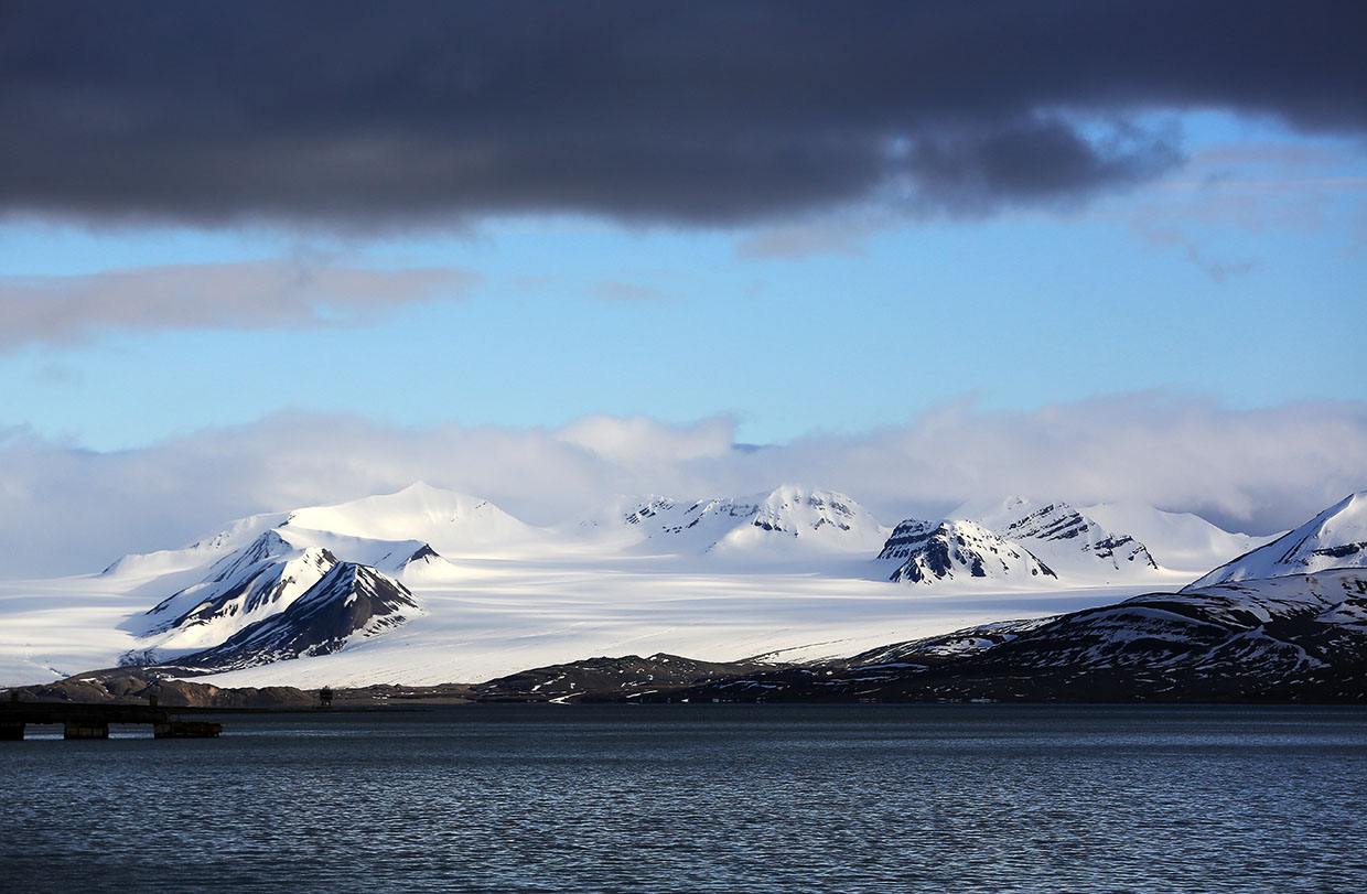 (极地探索邮轮)北极摄影巡游+冰岛环岛19天团
